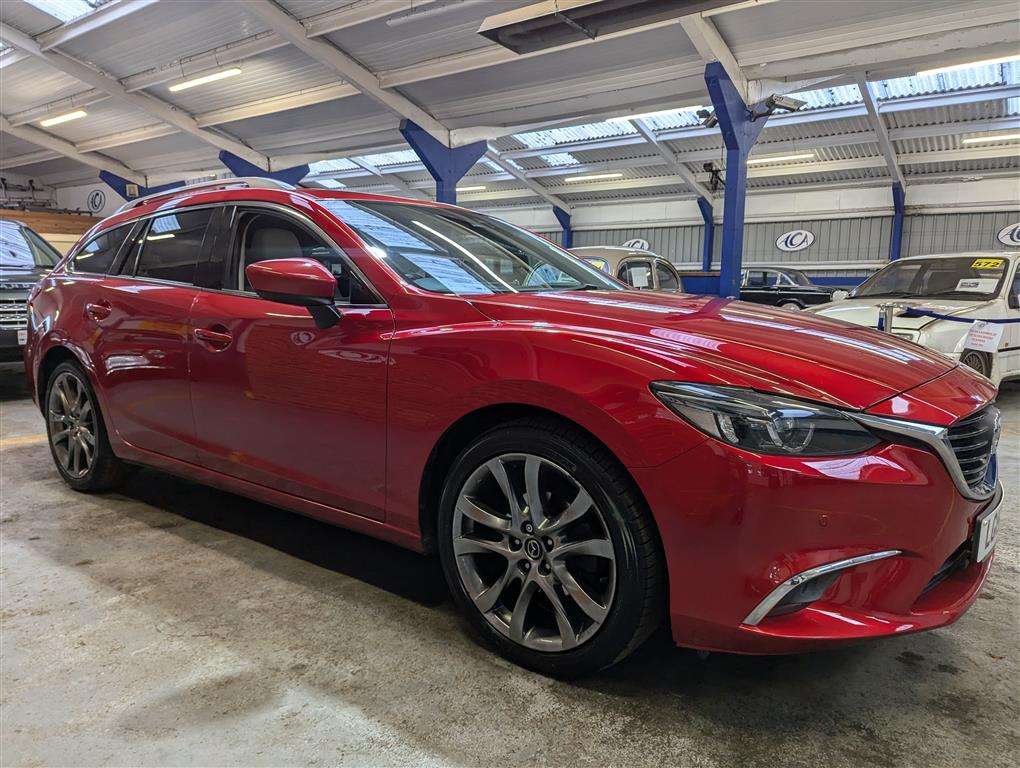 <p>2015 MAZDA 6 SPORT NAV D AUTO</p>