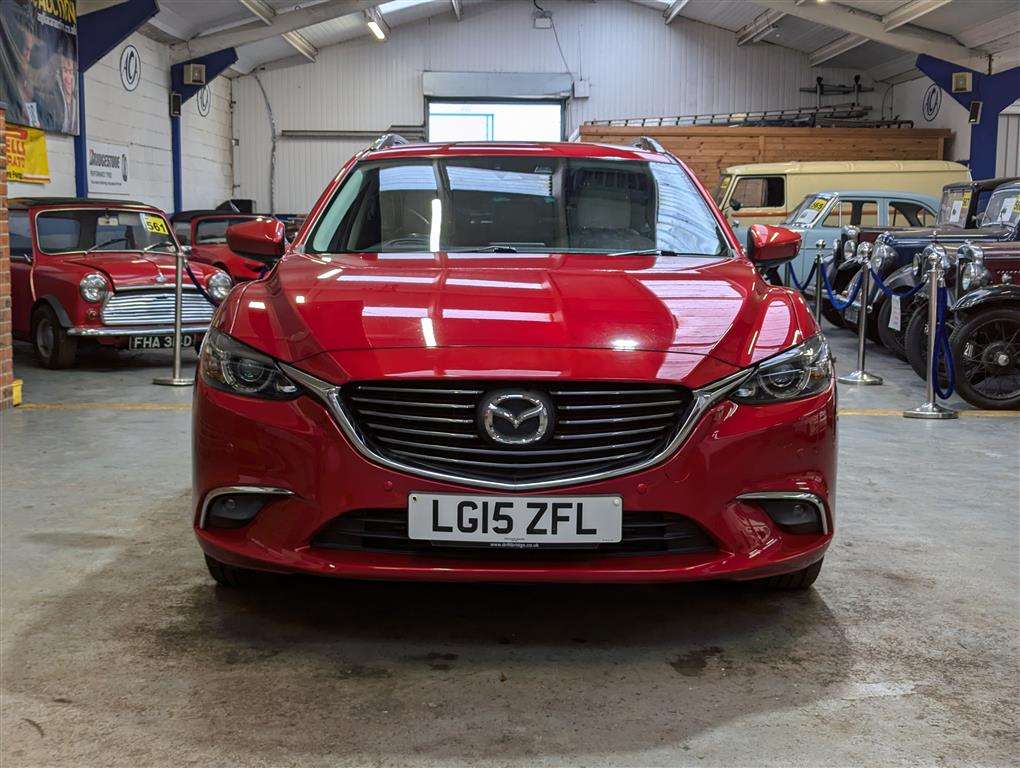 <p>2015 MAZDA 6 SPORT NAV D AUTO</p>