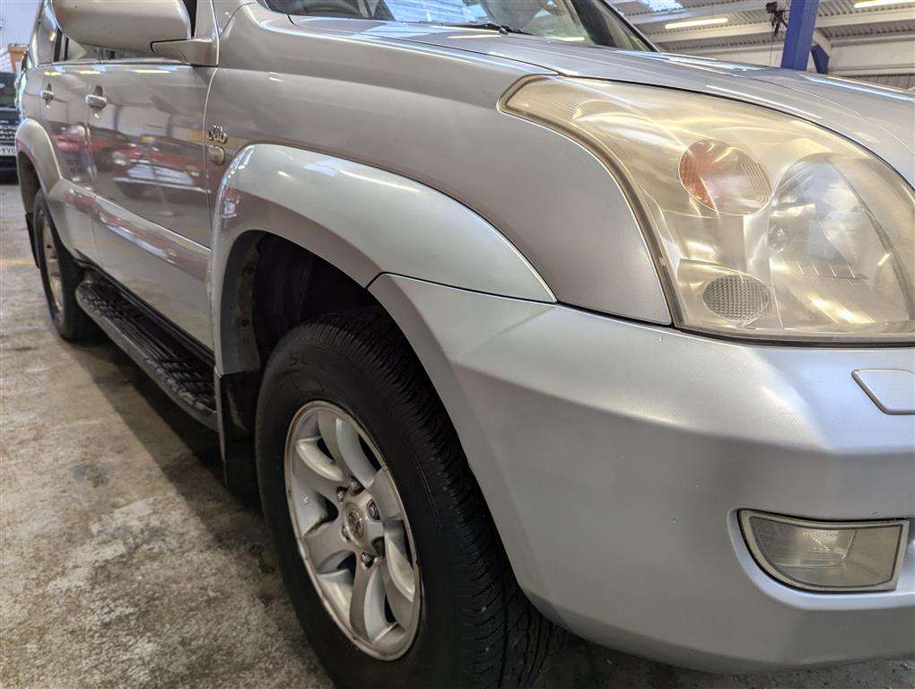 <p>2005 TOYOTA LANDCRUISER LC3 D-4D</p>