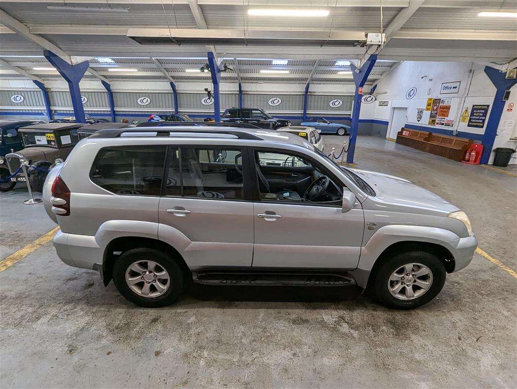 <p>2005 TOYOTA LANDCRUISER LC3 D-4D</p>