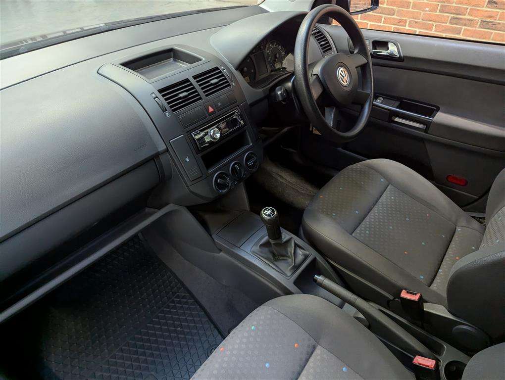 <p>2004 VOLKSWAGEN POLO TWIST TDI</p>