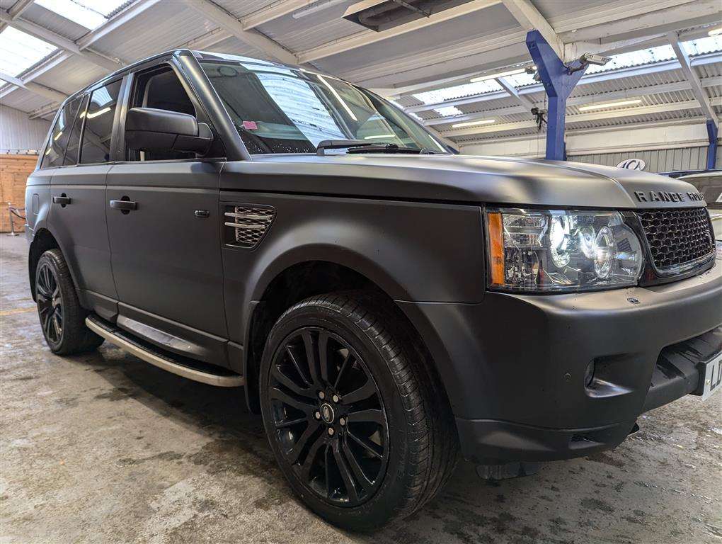 <p>2012 LAND ROVER RANGE ROVER SPORT HSE SDV</p>