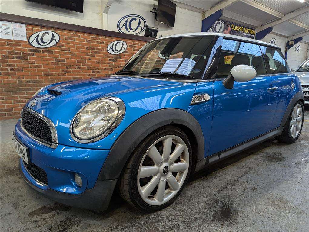 <p>2007 MINI COOPER S</p>