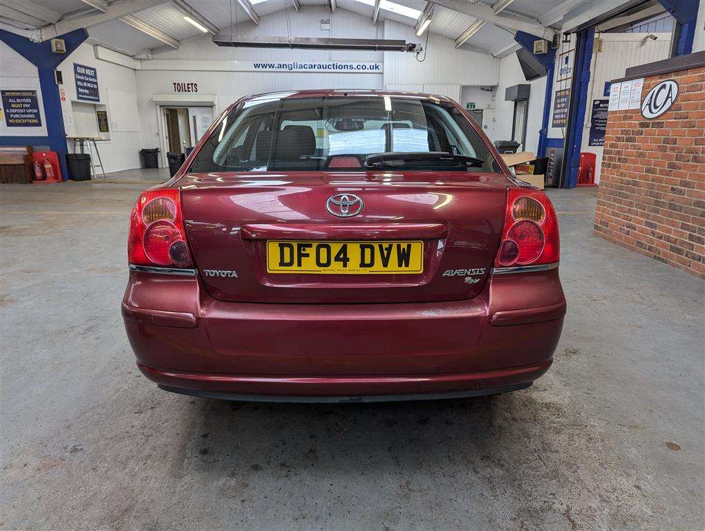 <p>2004 TOYOTA AVENSIS T3-X D-4D</p>