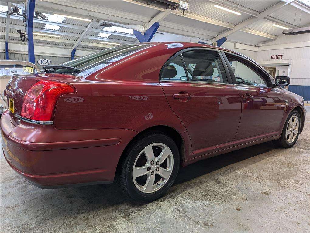 <p>2004 TOYOTA AVENSIS T3-X D-4D</p>