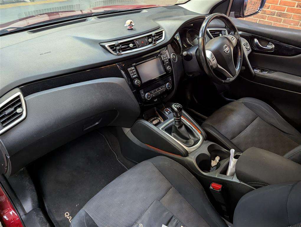 <p>2014 NISSAN QASHQAI ACENTA PREMIUM DC</p>