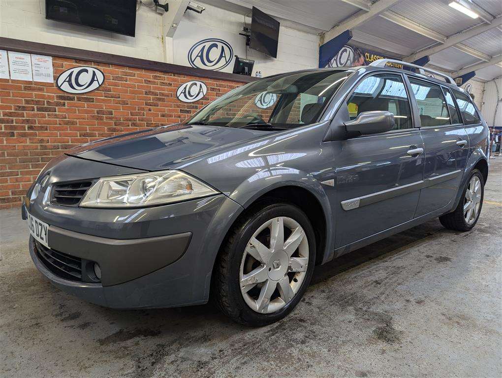 <p>2006 RENAULT MEGANE PRIVILEGE DCI</p>