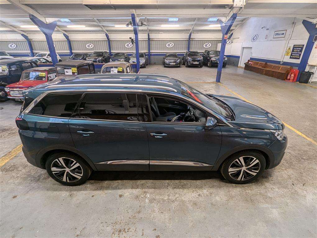 <p>2018 PEUGEOT 5008 ALLURE S/S</p>