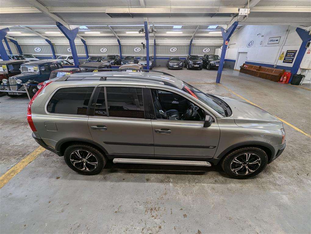 <p>2006 VOLVO XC90 SE D5 AUTO</p>