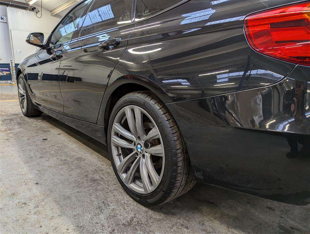 <p>2014 BMW 320D SPORT GT</p>