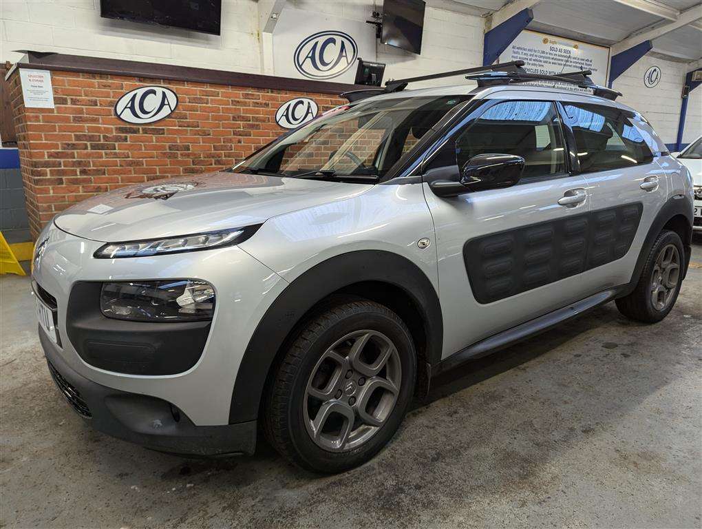 <p>2015 CITROEN C4 CACTUS FEEL PURETECH S</p>