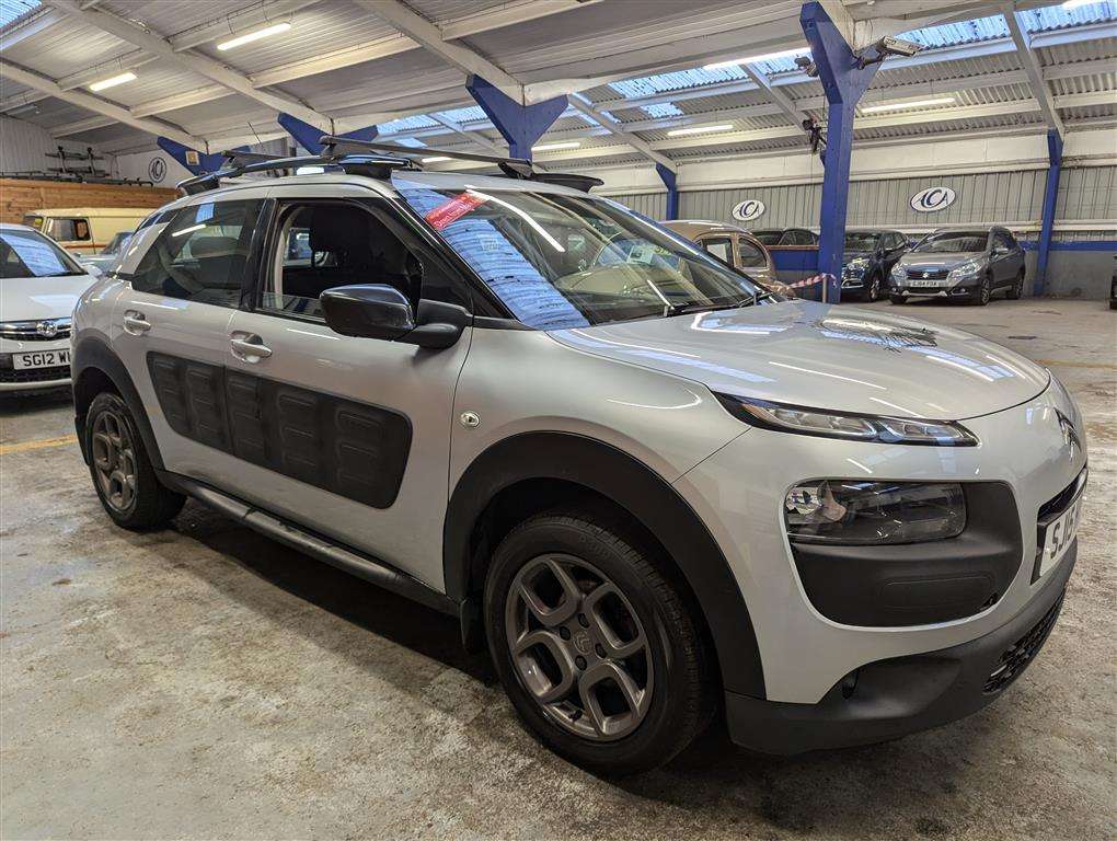 <p>2015 CITROEN C4 CACTUS FEEL PURETECH S</p>