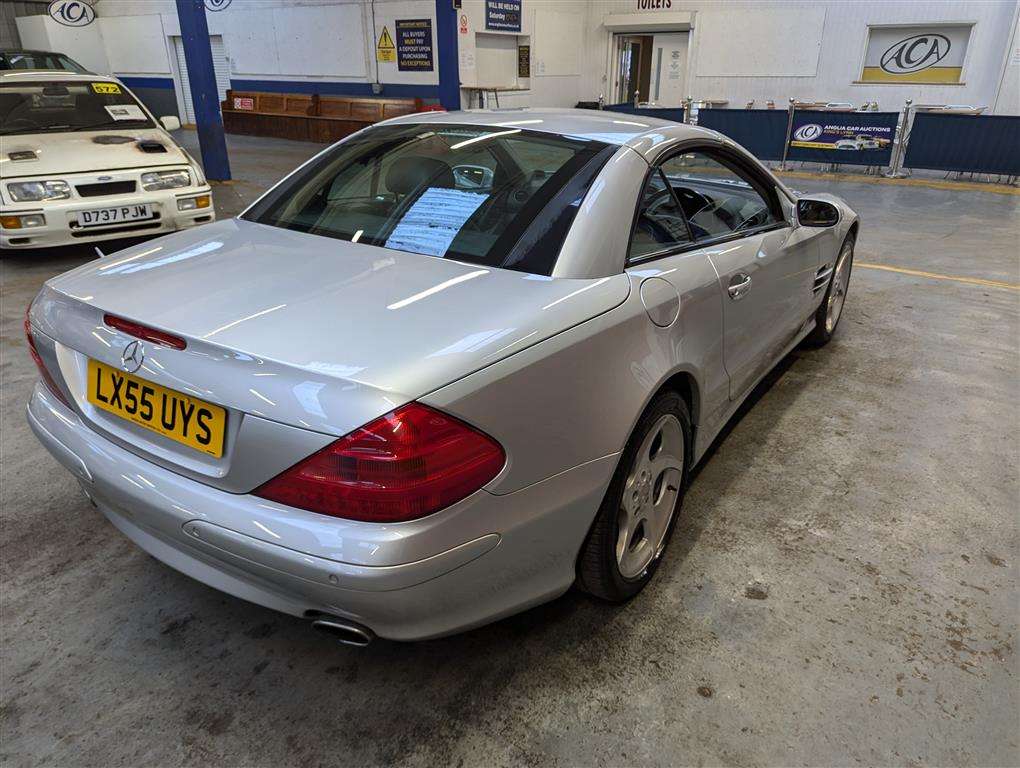 <p>2005 MERCEDES SL 350 AUTO</p>