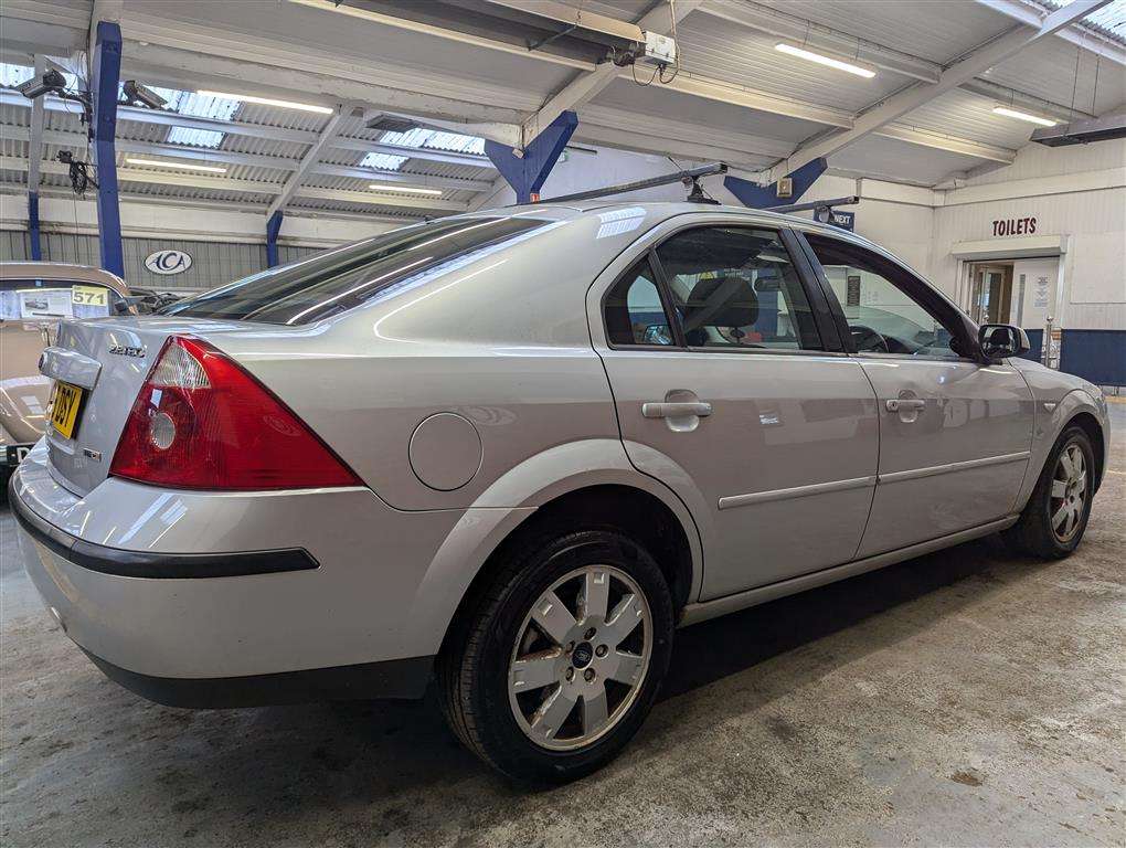 <p>2005 FORD MONDEO ZETEC NAV TDCI</p>