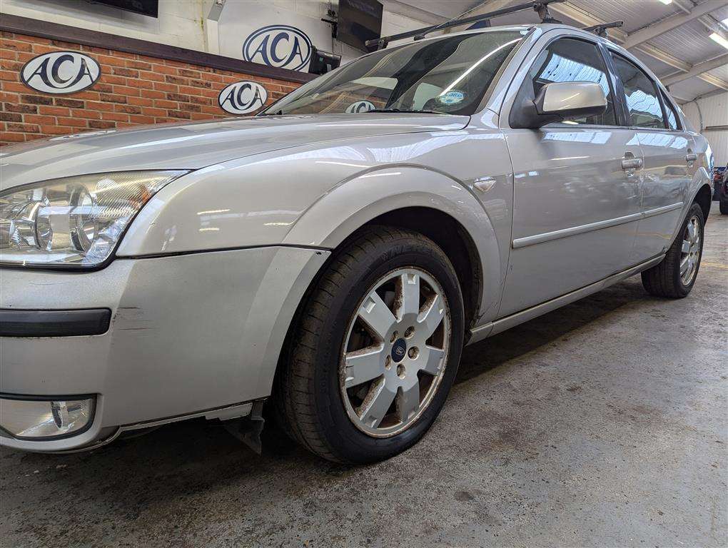 <p>2005 FORD MONDEO ZETEC NAV TDCI</p>