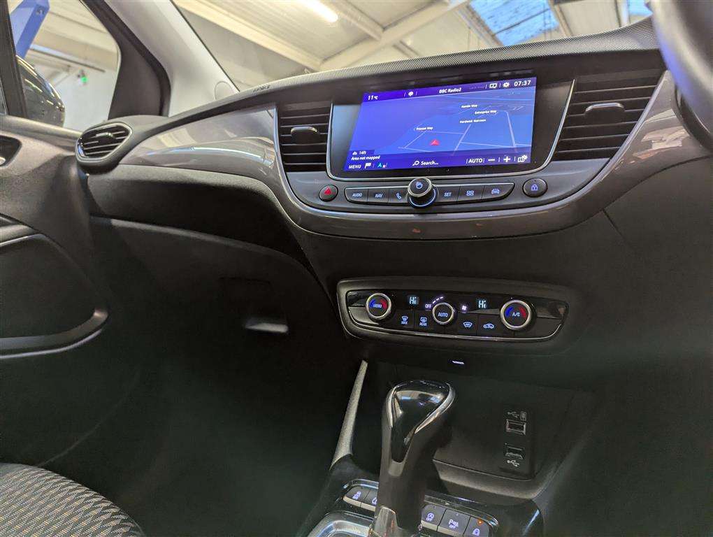 <p>2018 VAUXHALL CROSSLAND X ELITE NAV TUR</p>