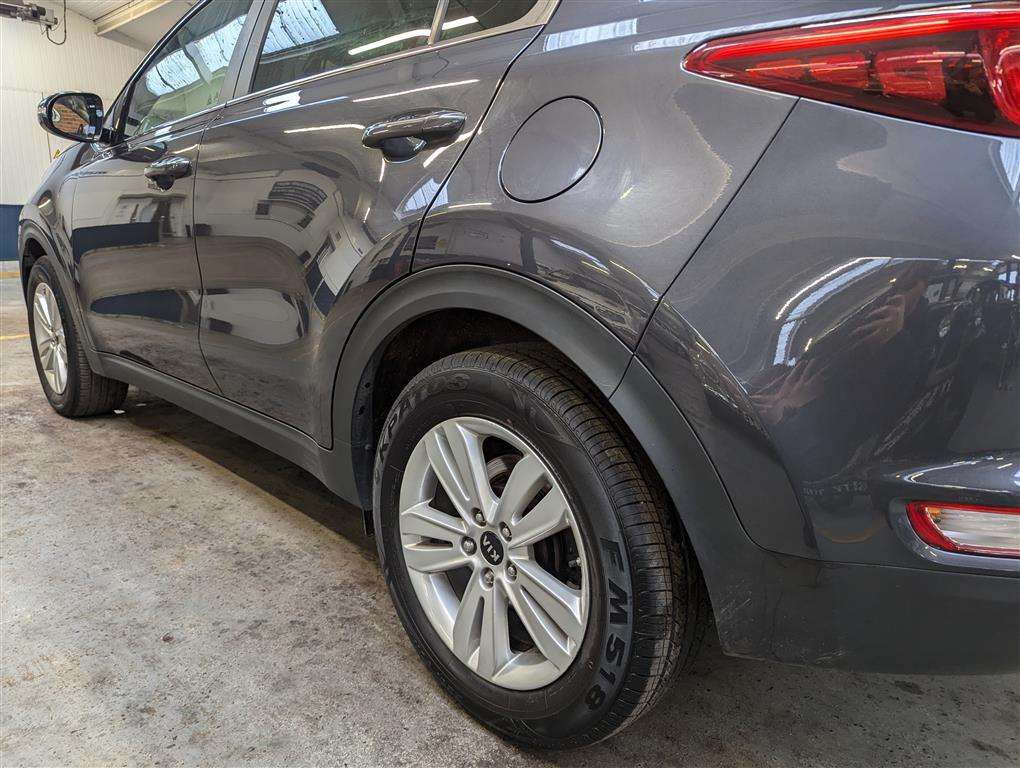 <p>2017 KIA SPORTAGE 2&nbsp;</p>