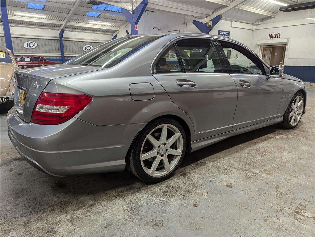 <p>2012 MERCEDES-BENZ C220 SPORT CDI BLUEEFI-CY</p>