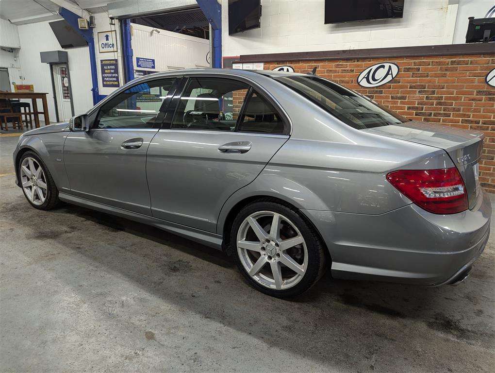 <p>2012 MERCEDES-BENZ C220 SPORT CDI BLUEEFI-CY</p>