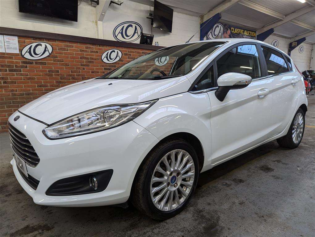 <p>2015 FORD FIESTA TITANIUM TDCI</p>