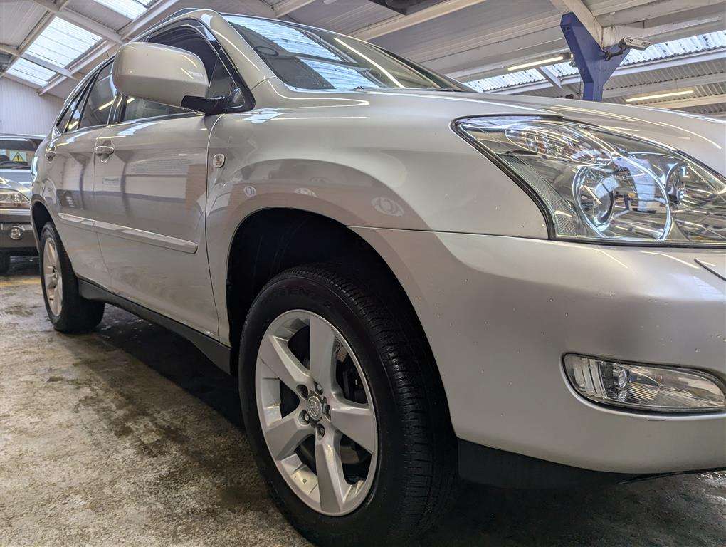 <p>2005 LEXUS RX300 SE-L AUTO</p>