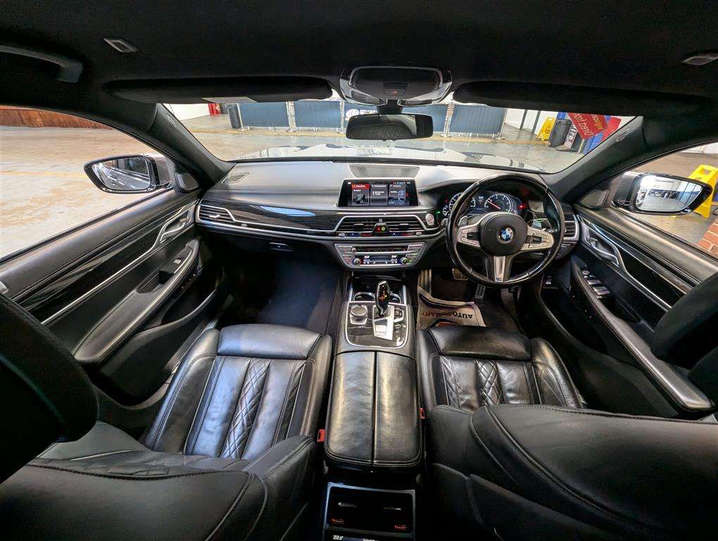 <p>2018 BMW 740D XDRIVE M SPORT AUTO</p>