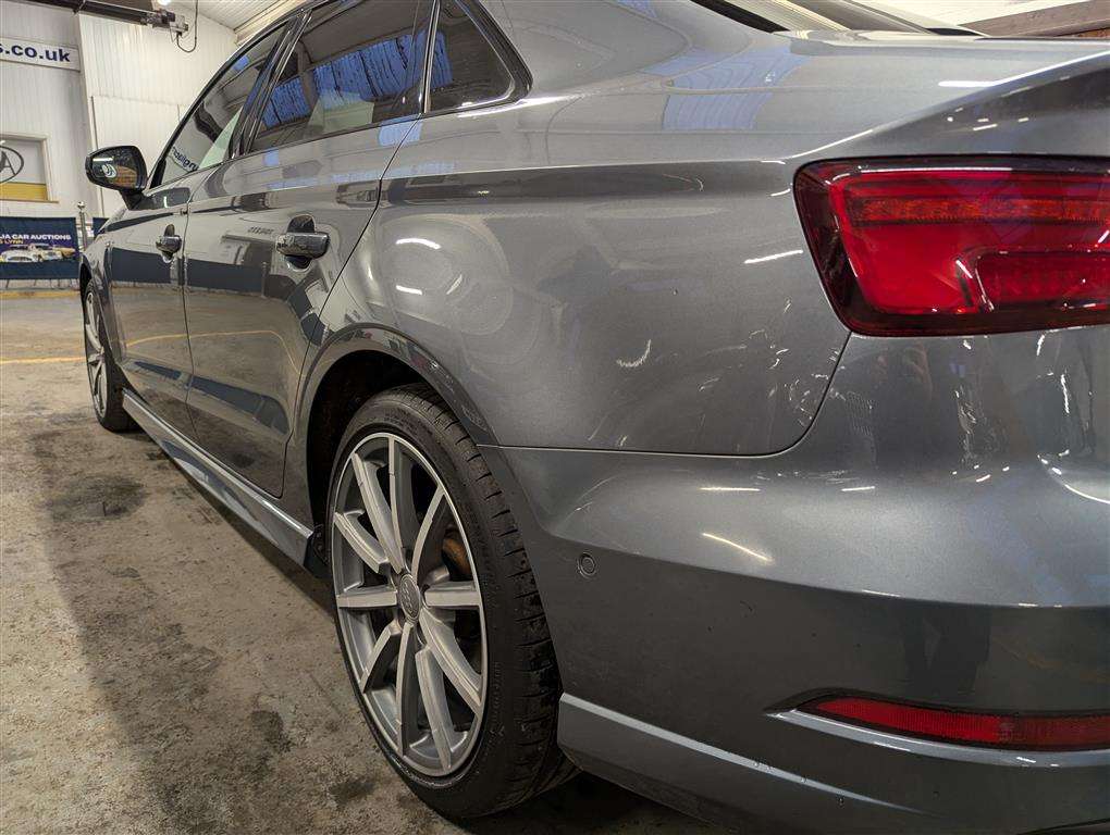 <p>2018 AUDI A3 S LINE BLACK EDITION T</p>