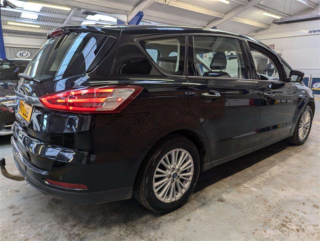 <p>2017 FORD S-MAX ZETEC TDCI</p>