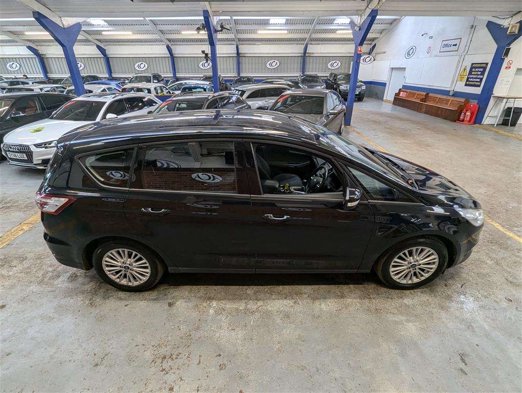 <p>2017 FORD S-MAX ZETEC TDCI</p>