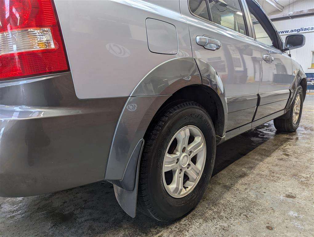 <p>2006 KIA SORENTO CRDI XE</p>