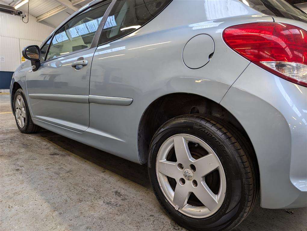 <p>2010 PEUGEOT 207 MILLESIM</p>