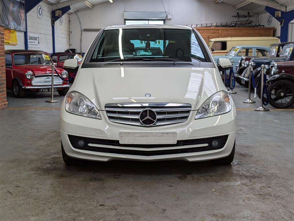 <p>2010 MERCEDES-BENZ A160 BLUEEFF-Y CLASSIC SE</p>