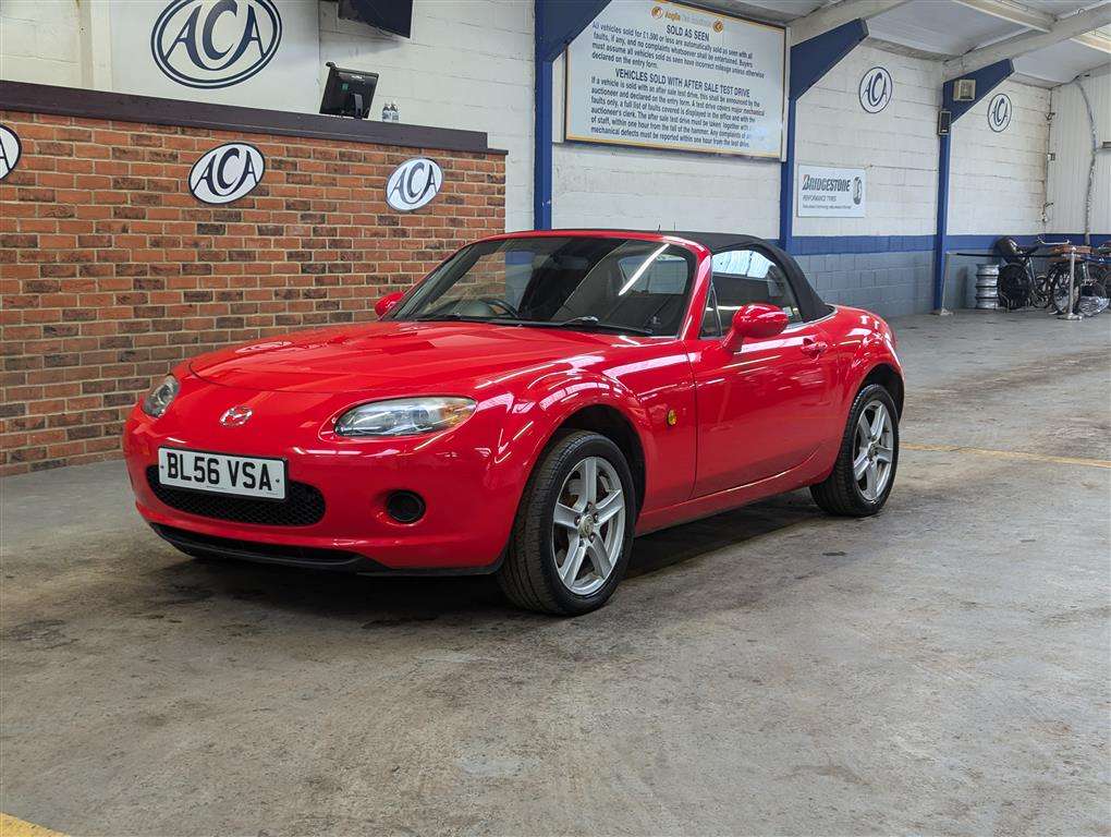 <p>2007 MAZDA MX-5</p>