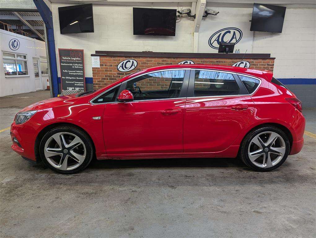 <p>2014 VAUXHALL ASTRA LIMITED EDITION</p>