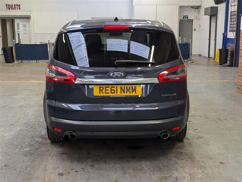 <p>2011 FORD S-MAX TITANIUM TDCI AUTO</p>