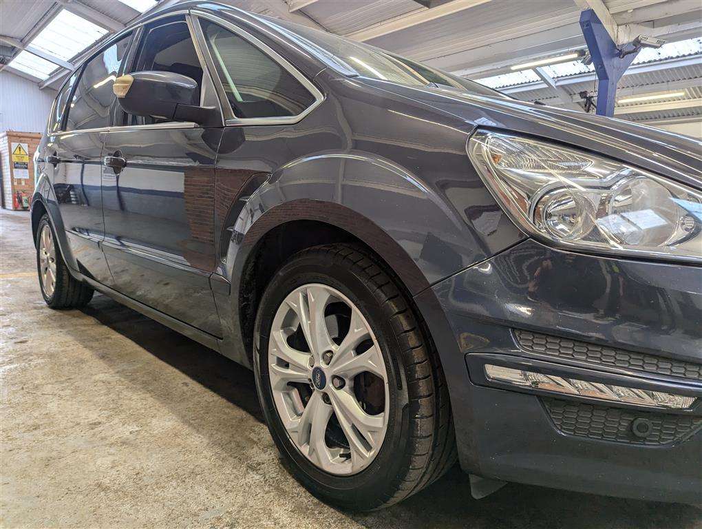 <p>2011 FORD S-MAX TITANIUM TDCI AUTO</p>