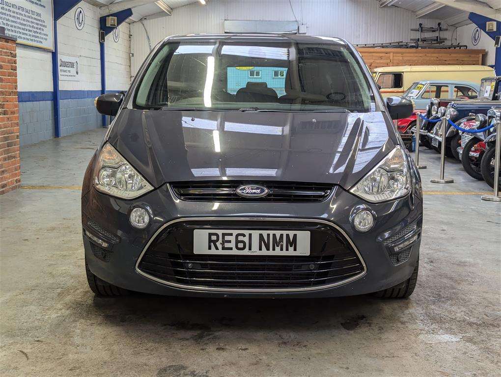 <p>2011 FORD S-MAX TITANIUM TDCI AUTO</p>