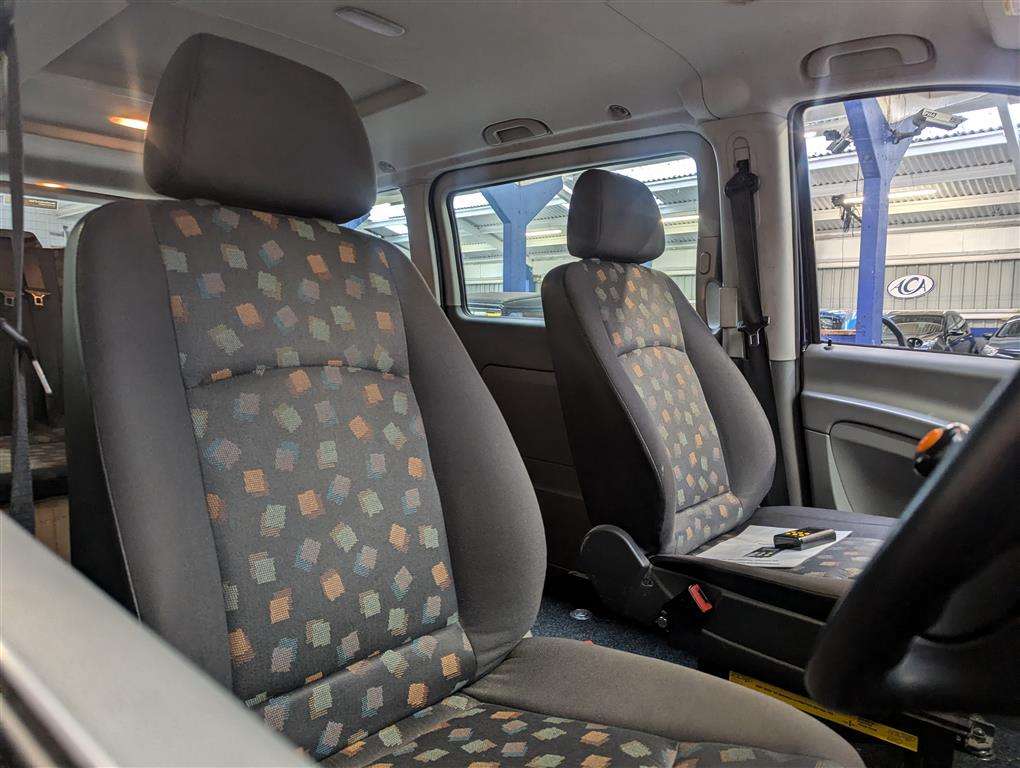 <p>2008 MERCEDES VITO 115 CDI LONG W.A.V.</p>