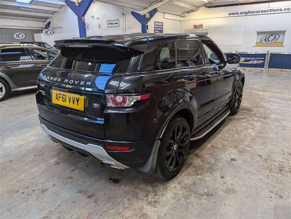 <p>2011 LAND ROVER RANGE ROVER ** SOLD</p>