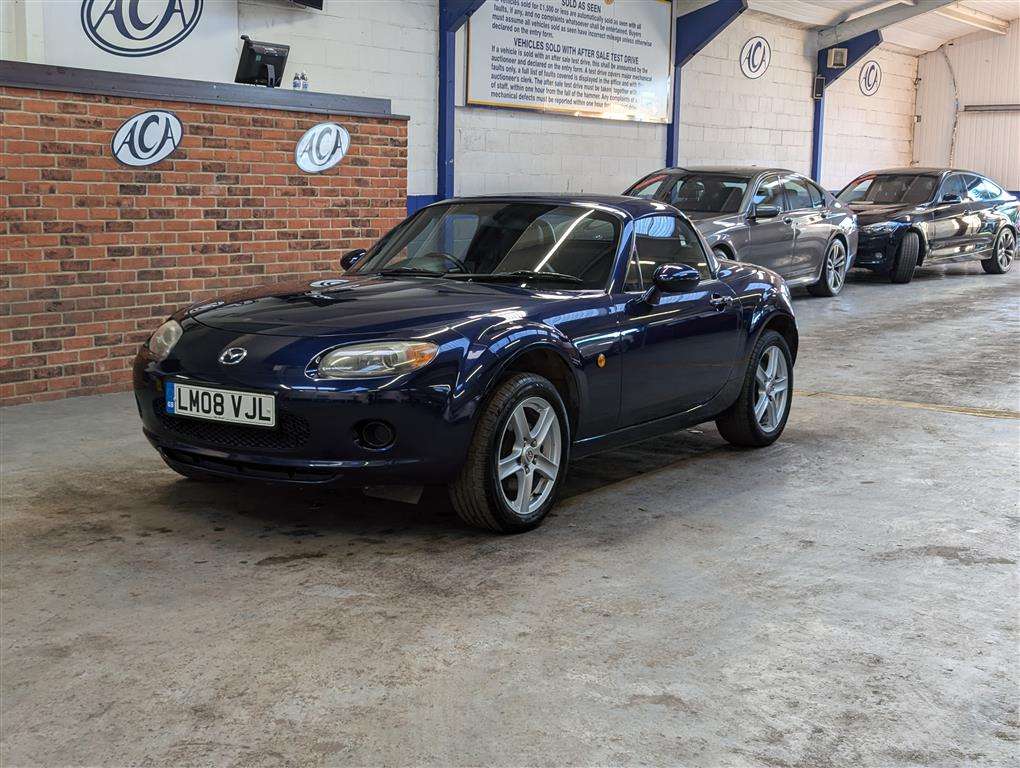 <p>2008 MAZDA MX-5</p>