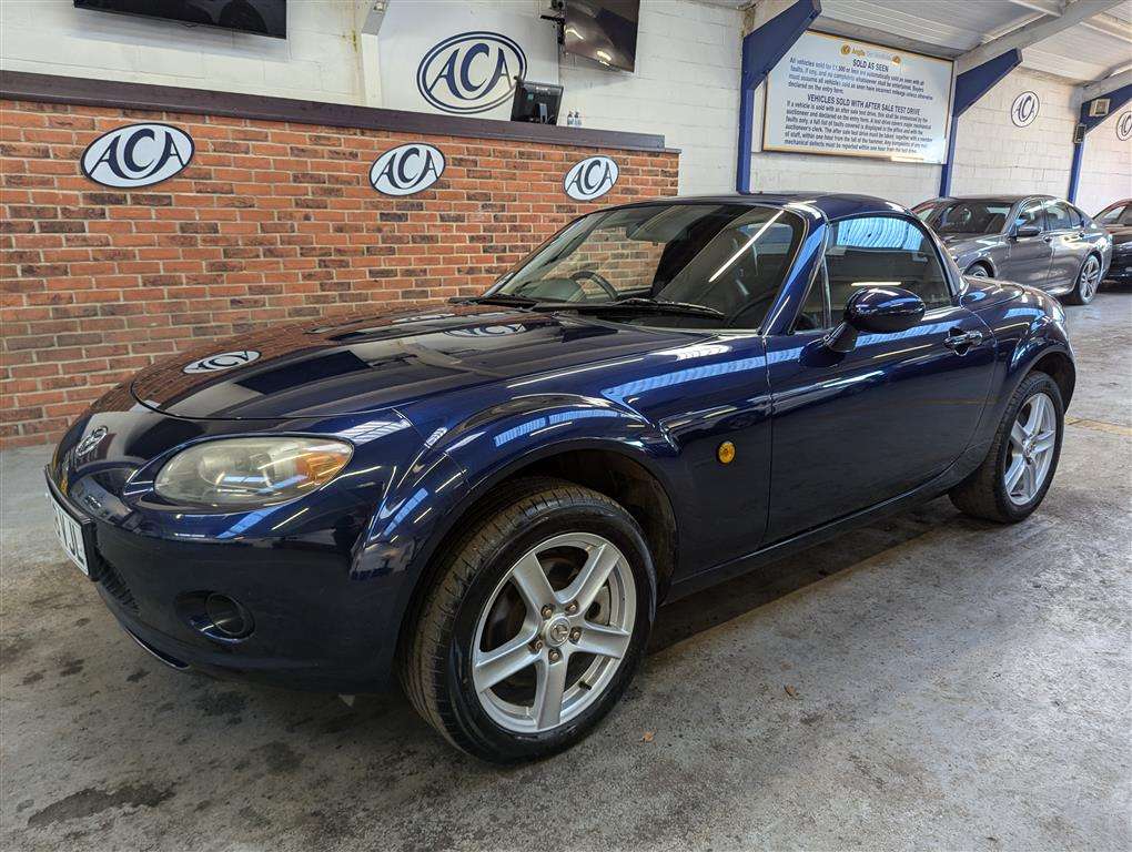 <p>2008 MAZDA MX-5</p>