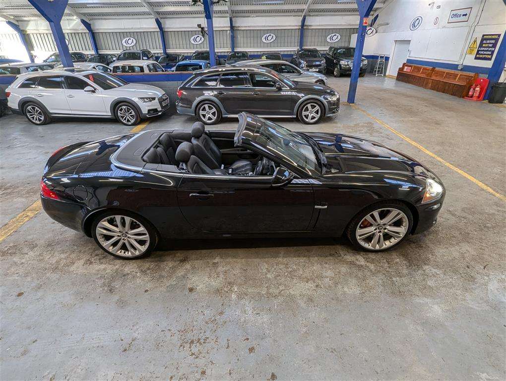 <p>2010 JAGUAR XK AUTO</p>