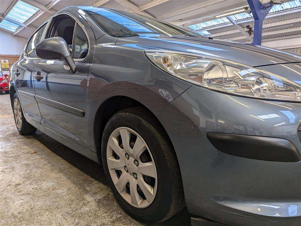 <p>2006 PEUGEOT 207 S</p>