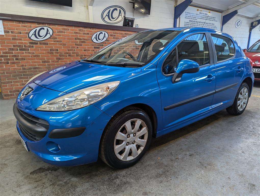 <p>2008 PEUGEOT 207 S</p>