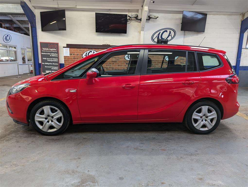 <p>2015 VAUXHALL ZAFIRA TOURER EXCLUSIV CD</p>