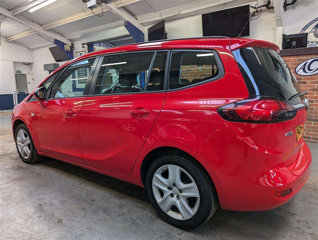 <p>2015 VAUXHALL ZAFIRA TOURER EXCLUSIV CD</p>