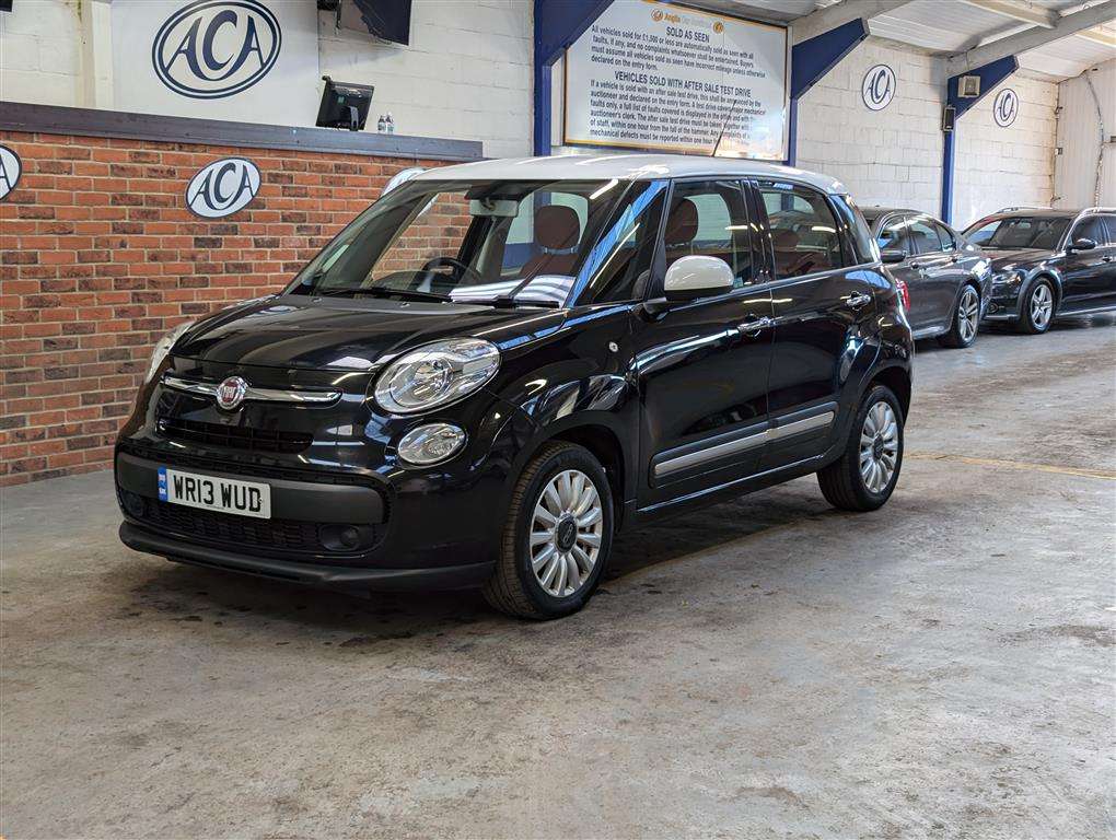 <p>2013 FIAT 500L POP **SOLD</p>