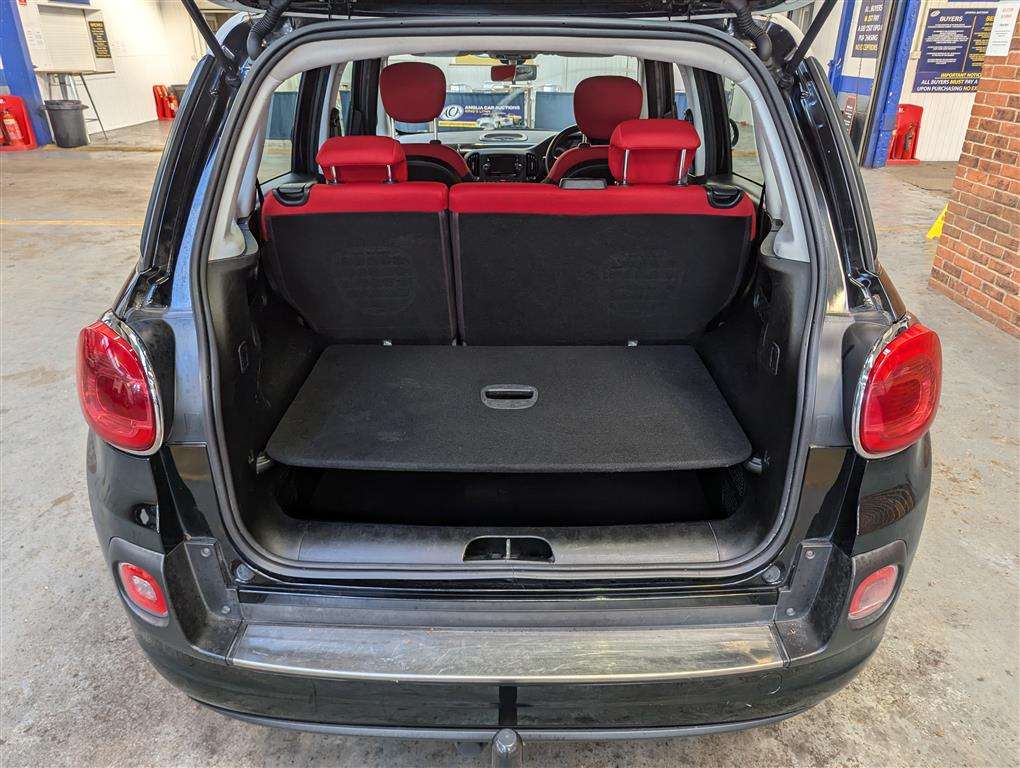 <p>2013 FIAT 500L POP **SOLD</p>