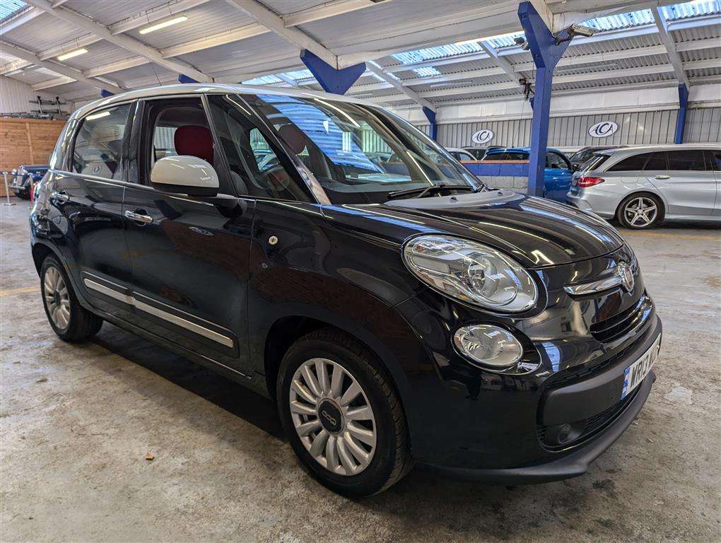 <p>2013 FIAT 500L POP **SOLD</p>