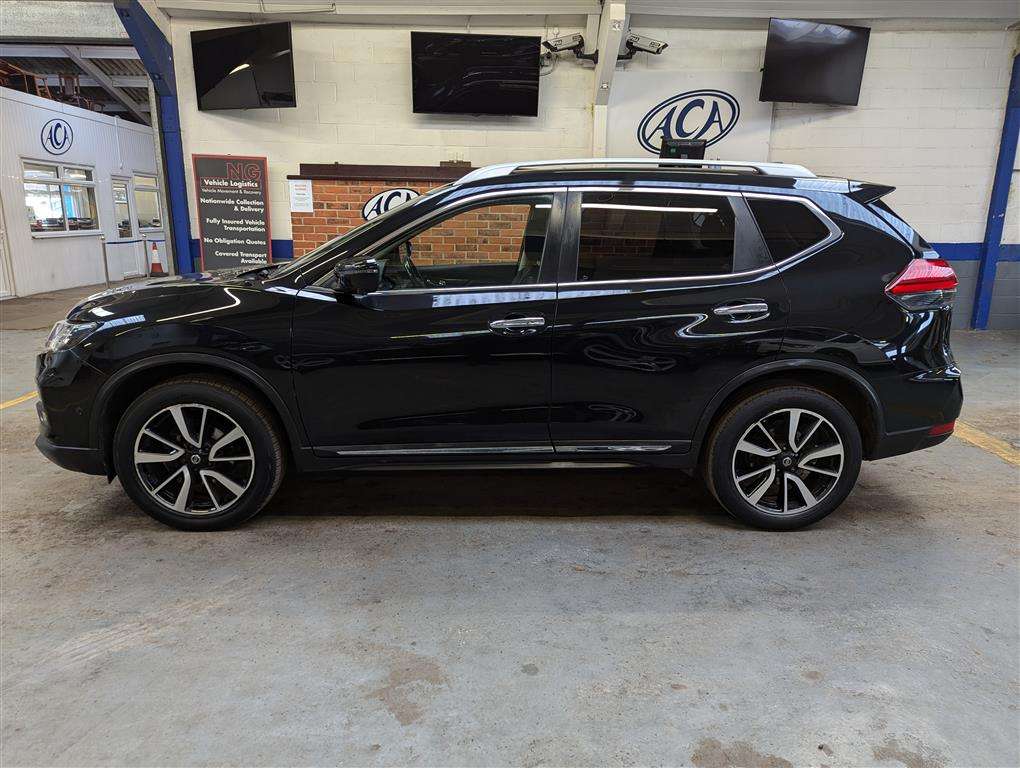 <p>2018 NISSAN X-TRAIL TEKNA DIG-T</p>